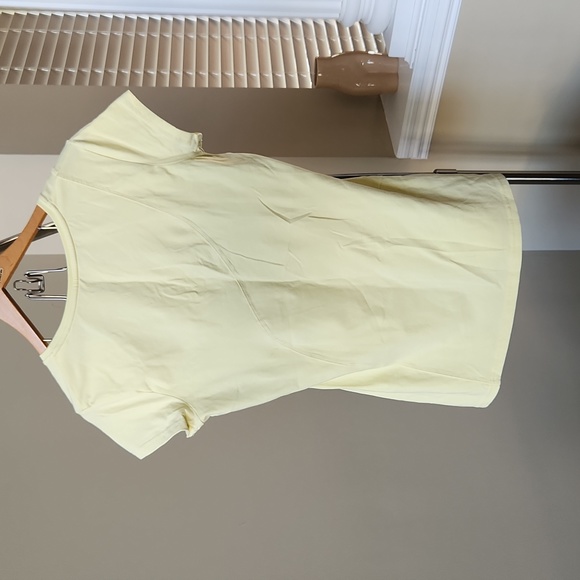 Fila top - Picture 6 of 6